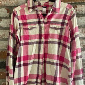 Patagonia Organic Flannel -Women’s size 6
